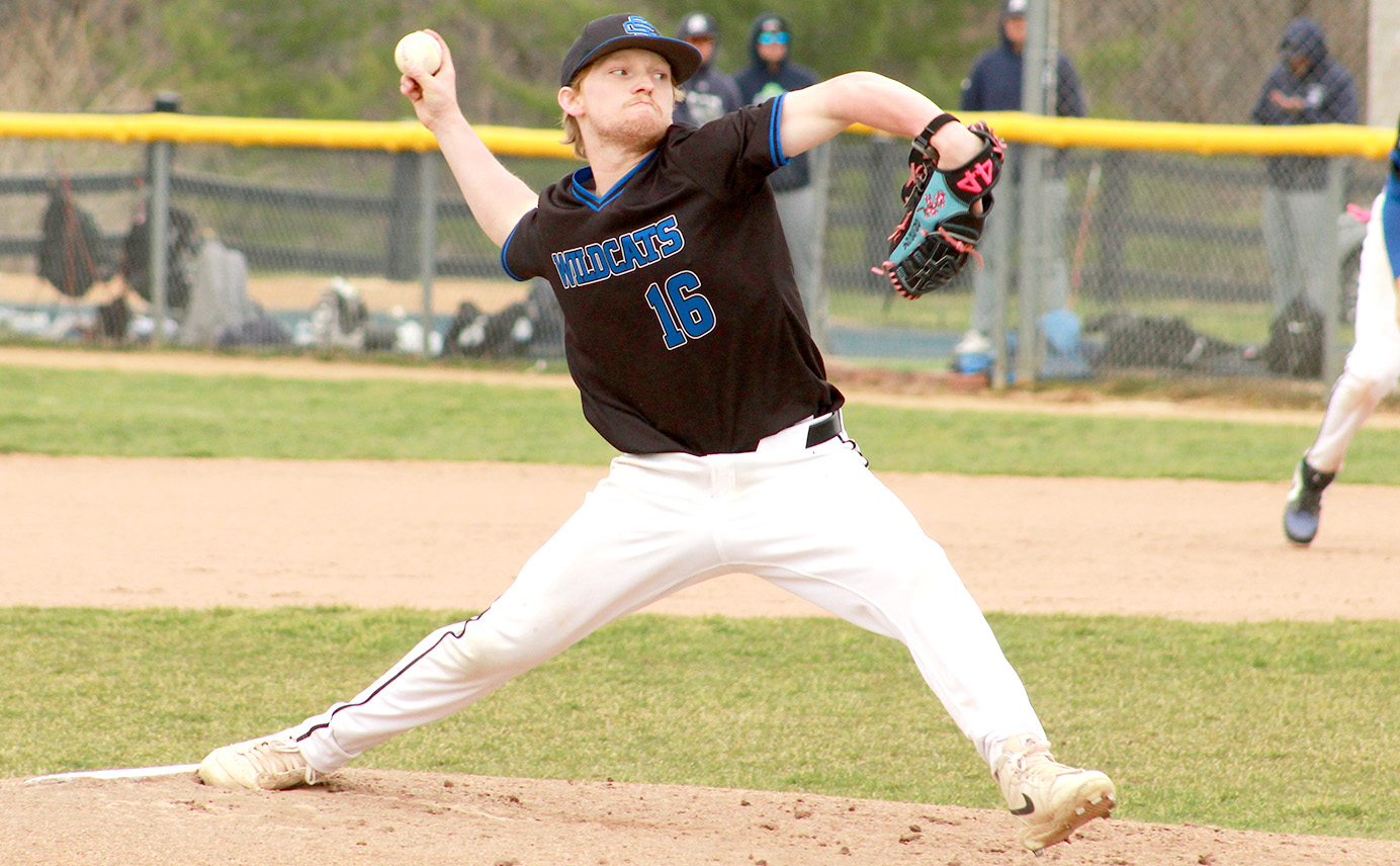 Baseball Suffers Doubleheader Loss at Peru State