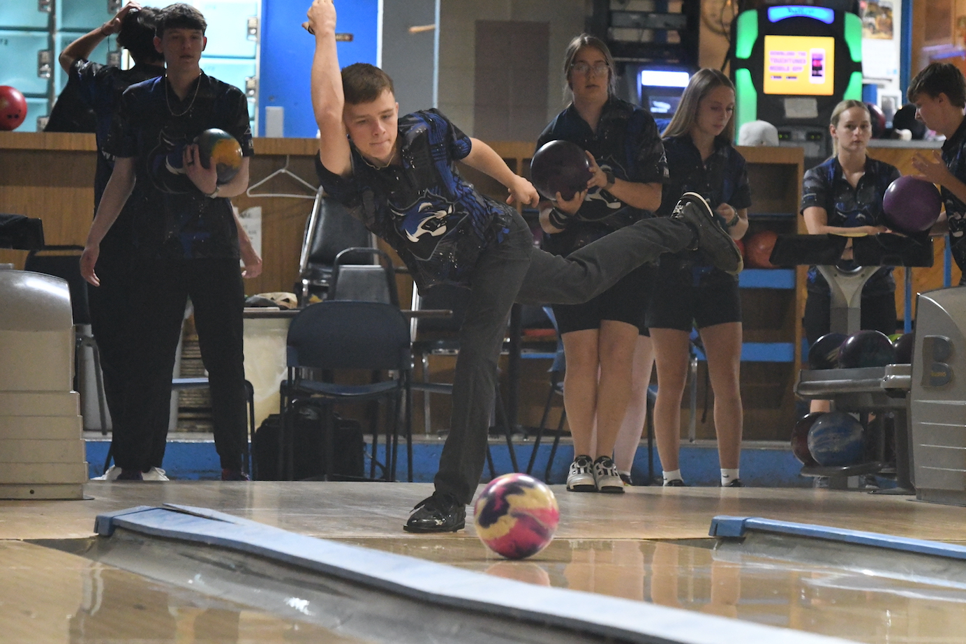 Men's Bowling Places 13th at Mid-States Collegiate Championships