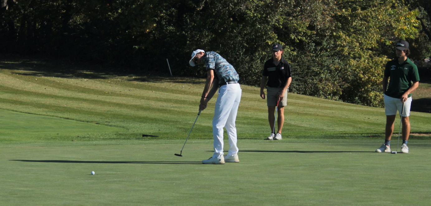 Men's Golf Competes at Verhille Invitational