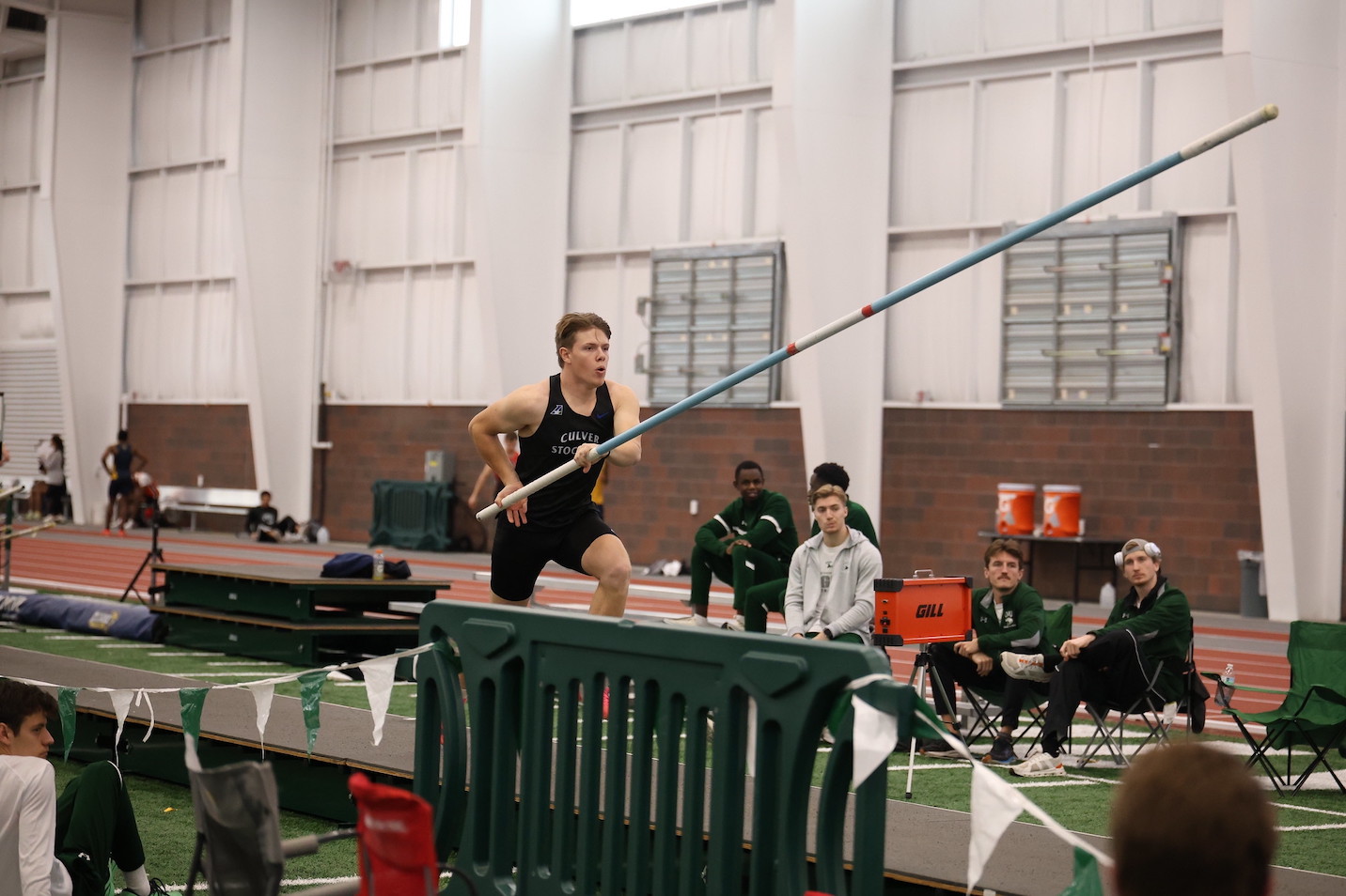 Men's Track Earns Three All-Heart Accolades, Place 12th at Indoor Championships