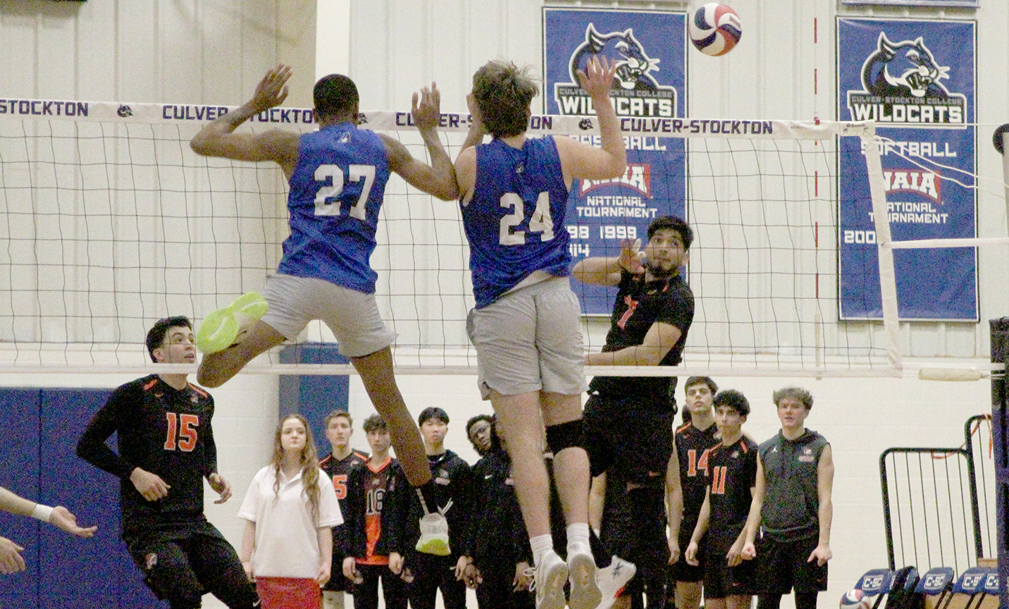 Wildcats Take First Two Sets Before Falling to Morningside in Five