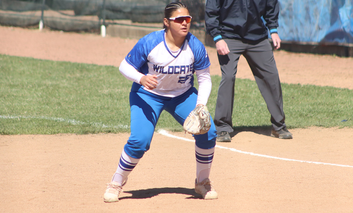 Softball Picks Up Another Split  at Baker