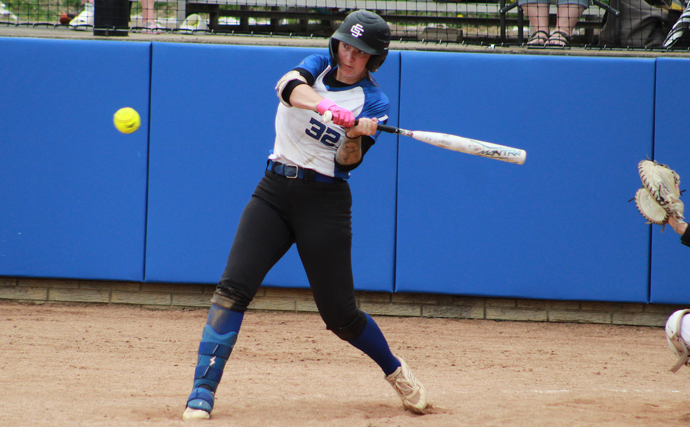 Hunt's Walkoff Home Run Helps Wildcats Split with Mount Mercy