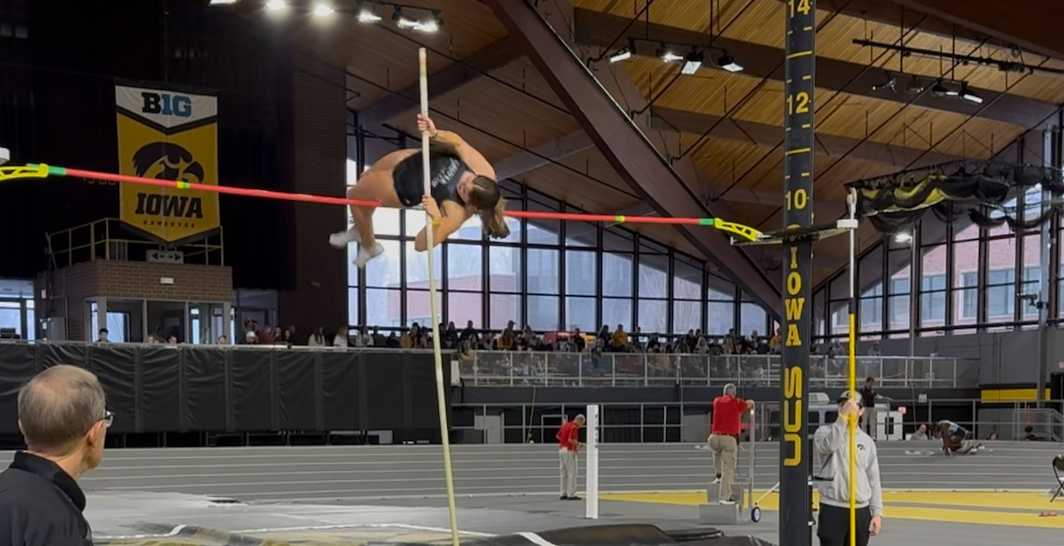 Women's Track and Field Complete in Bumble Rumble
