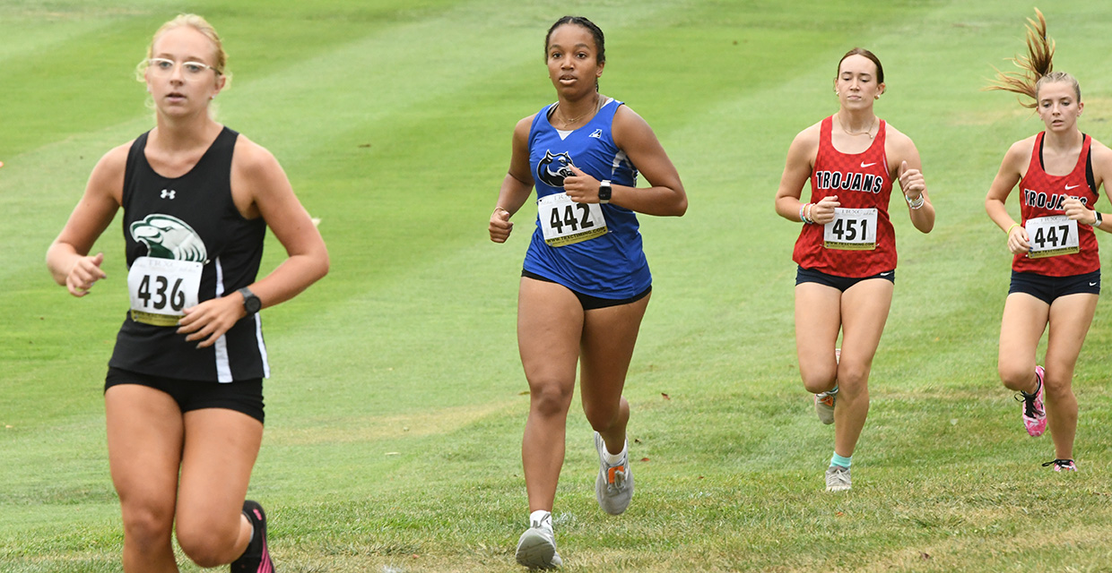 Women's Cross Country Places Fifth at Central College Invitational