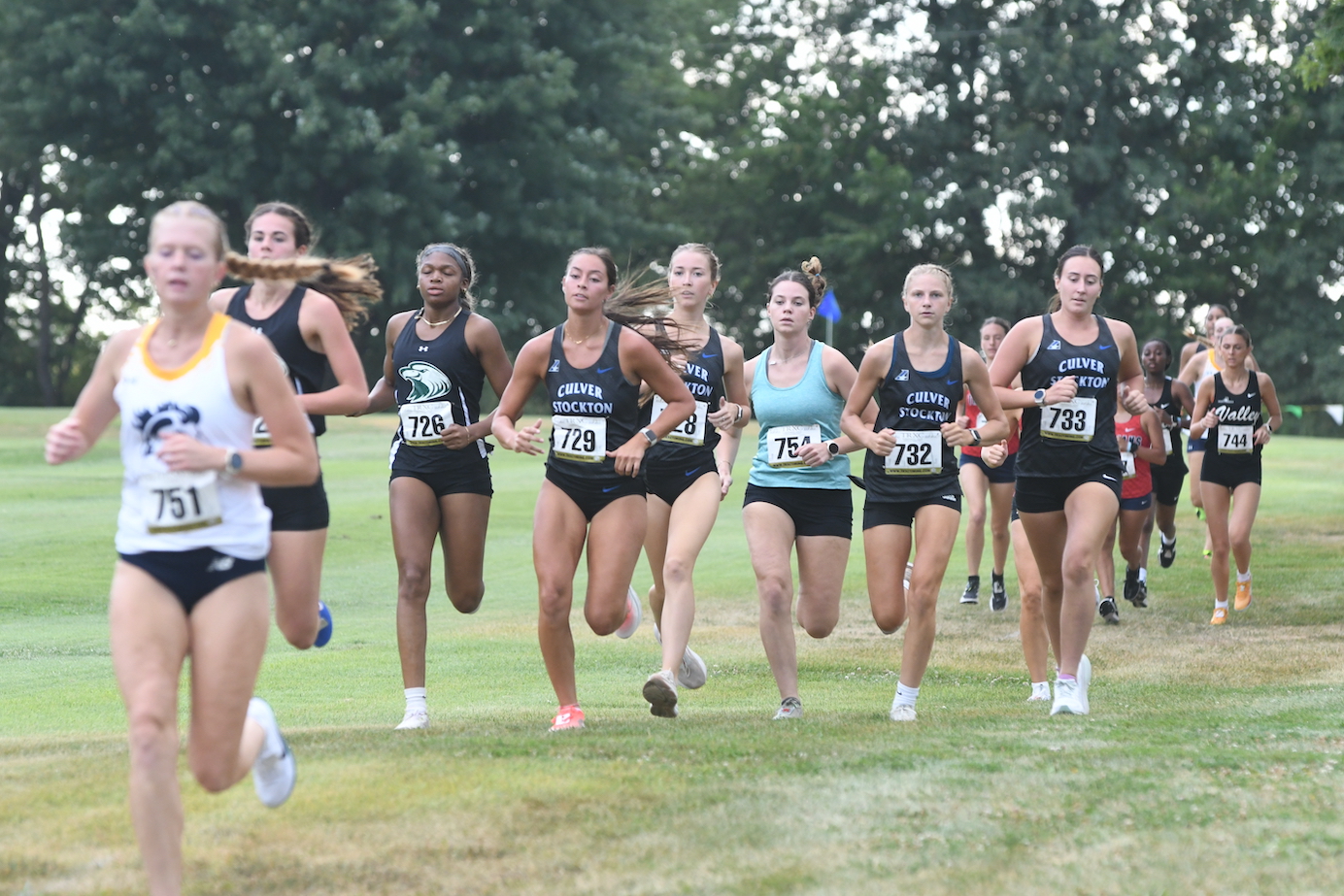 Women's Cross Country Begins Season in Record Form