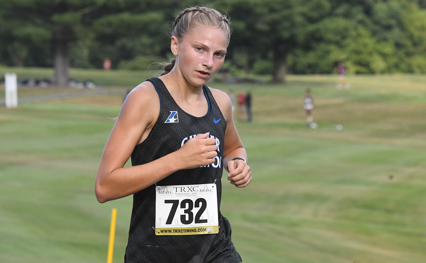 Women's Cross Country Places 17th at Seminole Stampede
