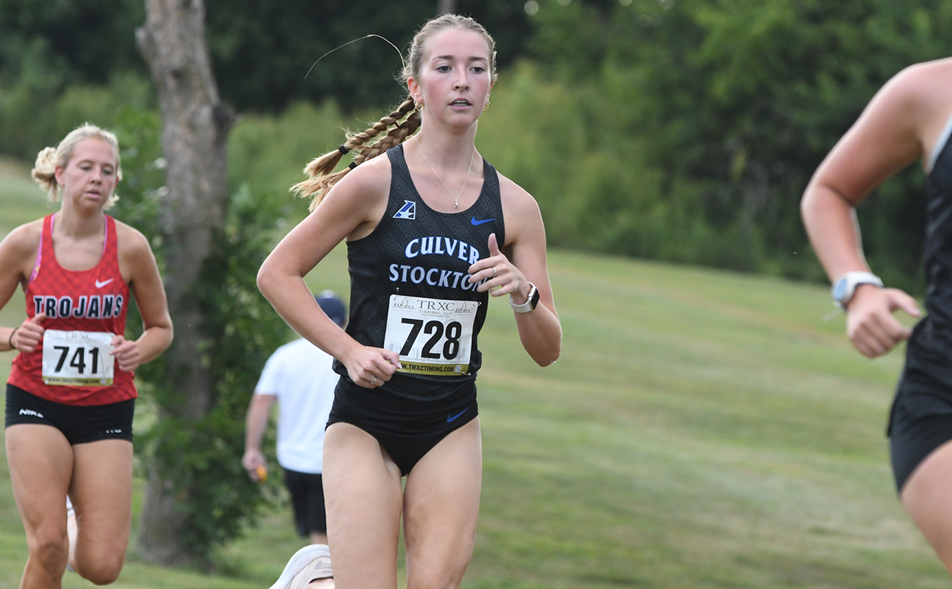 Women's Cross Country Makes History with Victory at Trojan Invitational